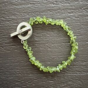 Silpada 8” Peridot and Sterling Silver “Luck” Toggle Bracelet